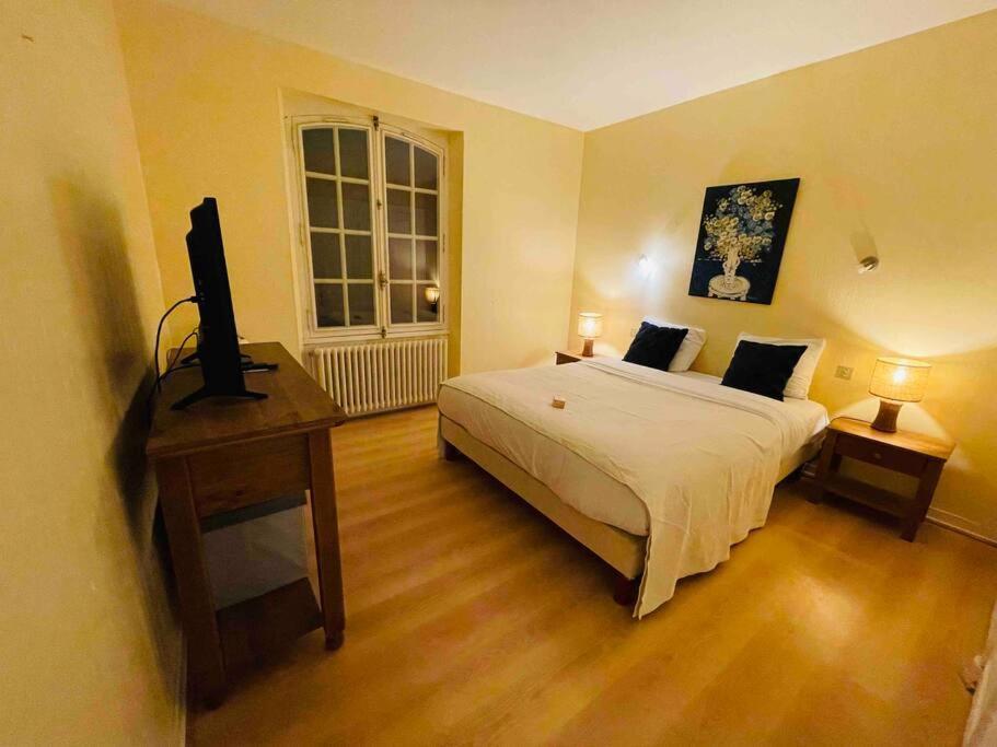 La Claperie, Familial, Parc Et Piscine Hébergement de vacances